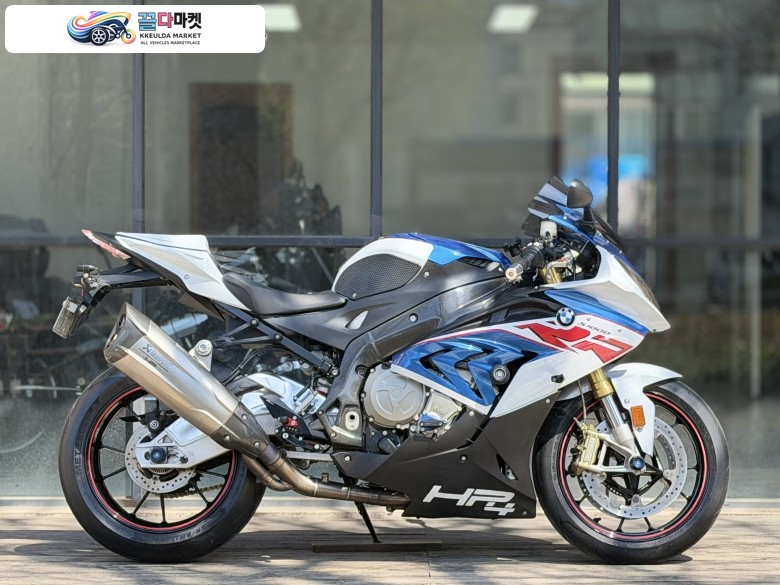 BMW S 1000 RR 2017년식 BMW S1000RR ABS PRO 2017년식 아크라 풀배기 판매