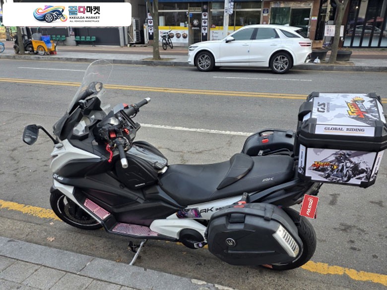 킴코 AK 550 i 2018년식 킴코 ak550i 판매합니다, 지역은 수원