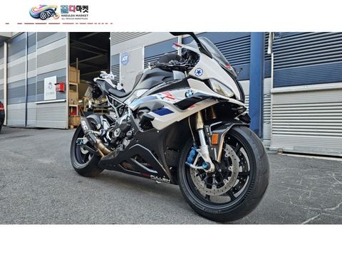 BMW S 1000 RR 2023년식 BMW S1000RR 2023년식 M패키지 팝니다.