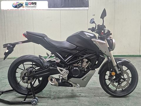혼다 CB 125 R 2018년식 혼다 CB125R/18년식/6천KM/1인신조/입문용/출퇴근용/판매합니다
