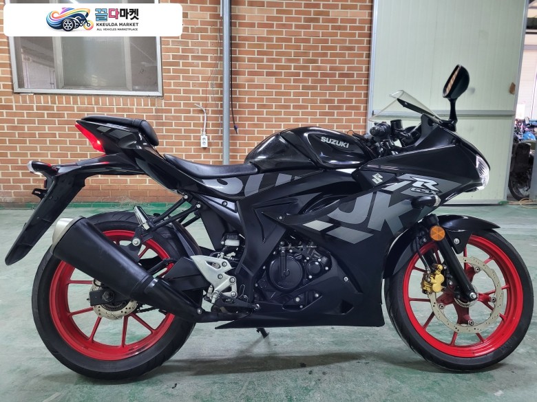 스즈끼 GSX R 125 ABS 2021년식 스즈키 GSXR125 21년 2.4만km 검빨 125cc입문용 24시문의