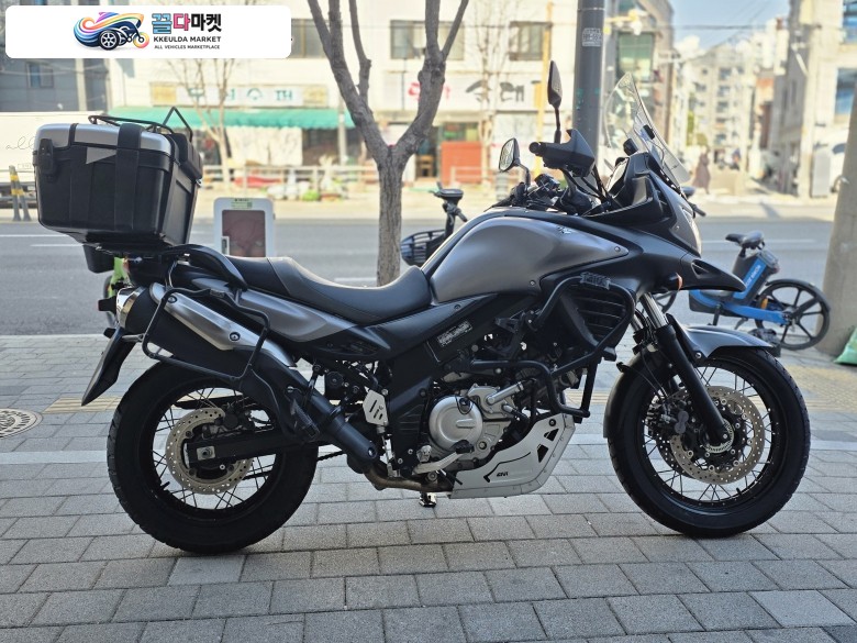 스즈끼 브이 스트롬 650 XT ABS 2016년식 --천사바이크--16년식브이스트롬650판매합니다.