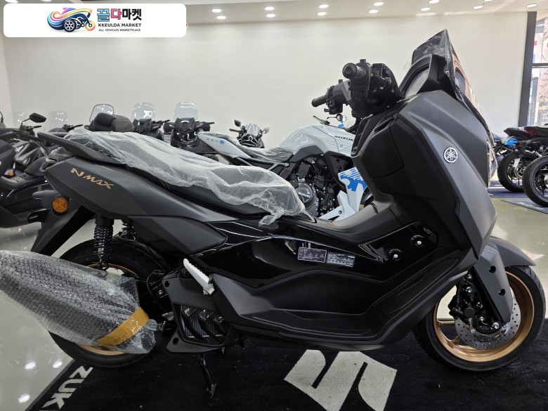 야마하 N 맥스 155 ABS 2026년식 -진주신평오토바이-  -야마하 NMAX155 (ABS)-  - 2026년식 신차-  - 메탈검회색-