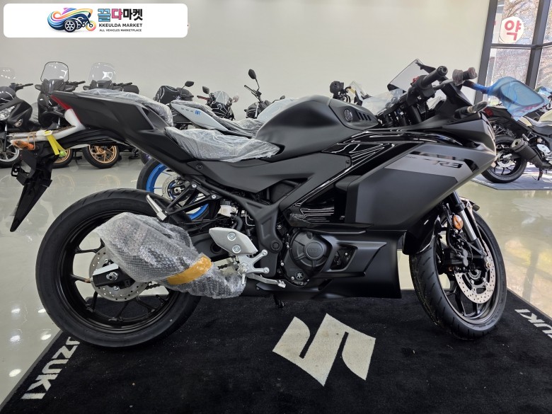 야마하 YZF R3 2026년식 -진주신평오토바이-  -야마하 YZF-R3 (ABS)-  - 2026년식 신차-  - 블랙-