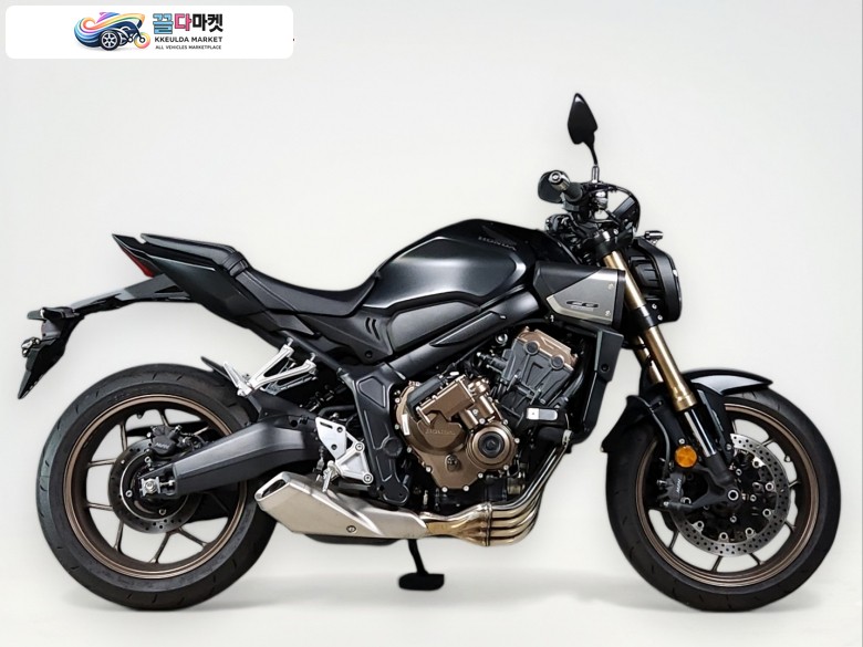 혼다 CB 650 R E 클러치 2024년식 [ HONDA ] CB650R ABS E-클러치 / 정품 지넷 2채널 블랙박스 / 무사고 중고 매물 / 매입 및 대차 가능 / 후불 배송 서비스