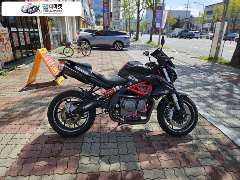 베넬리 TNT 600 I 2018년식 18년식 베넬리 TNT600I 경정비완뇨 블박