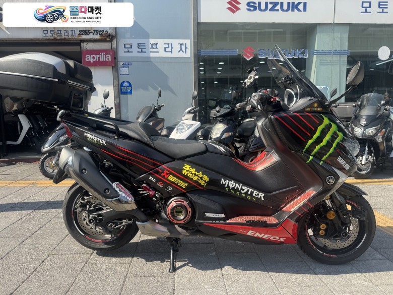 야마하 티맥스 DX 2019년식 야마하 티맥스530 DX 주인이 되어주세요