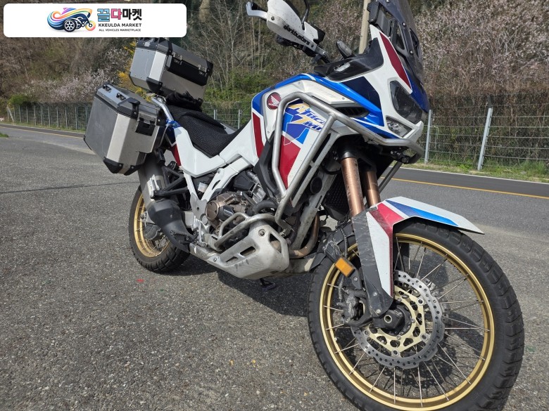 혼다 아프리카 트윈 CRF 1100 L 어드벤쳐 스포츠 ES DCT 2021년식 아프리카트윈1100 es DCT