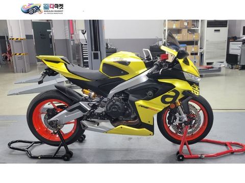 아프릴리아 RS 660 2022년식 2022년식 아프릴리아 RS660 팝니다.