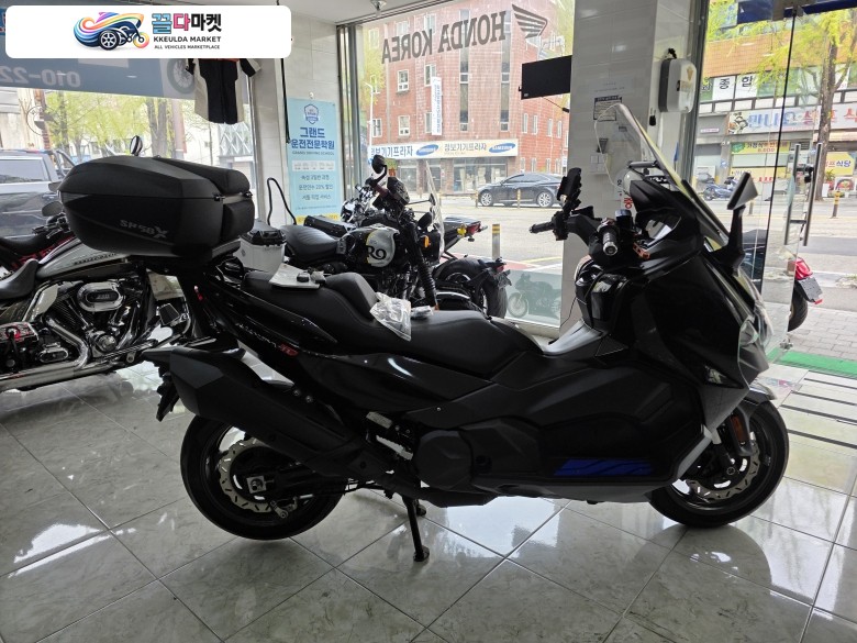 SYM 맥심 TL 508 ABS 2023년식 SYM / 맥심 TL 508 ABS 년식 2023 무사고 / 무꿍 / 무슬림 작종 옵션장착 바이크 상태 정말 조아요 ...