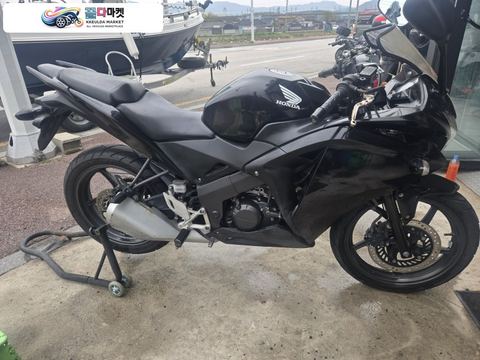 혼다 CBR 125 R 2013년식 125