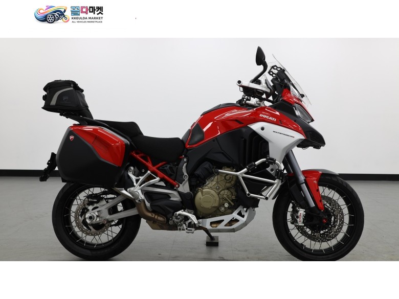 두카티 멀티스트라다 V4 S 2021년식 [ 매버릭바이크 ] / 정품 사이드백 장착된, 투어링 세팅 두카티 멀티스트라다 V4S 판매합니다.