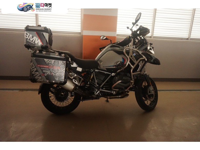 BMW R 1250 GS 어드벤처 2022년식 1250gsa 22년식 아이스 그레이/아크라 튜닝 판매