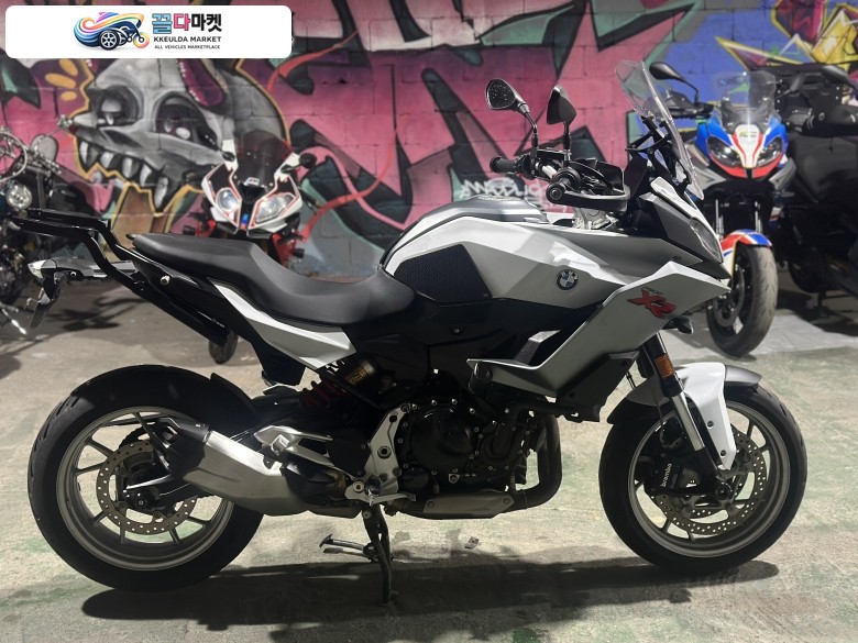 BMW F 900 XR 2022년식 BMW F900XR 2022년식 1만KM 1인신조 관리잘된차량판매합니다.
