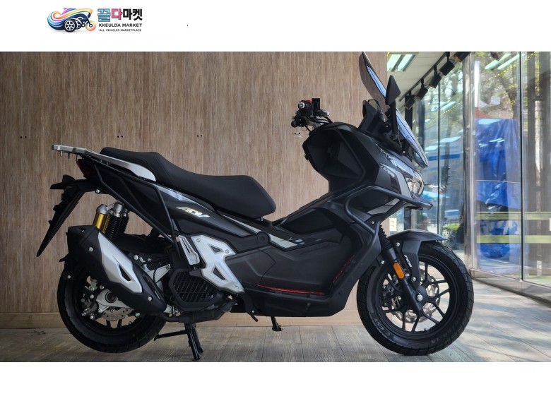 한솜바이크 ADV 125 2025년식 2025년 한솜모터스 ADV125 117km 1인신조 신차급 판매합니다.