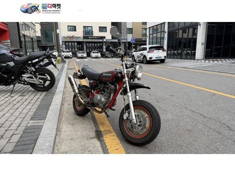혼다 에이프 100 2006년식 06' 혼다 에이프100 / HONDA XZ100 상태 굿굿!