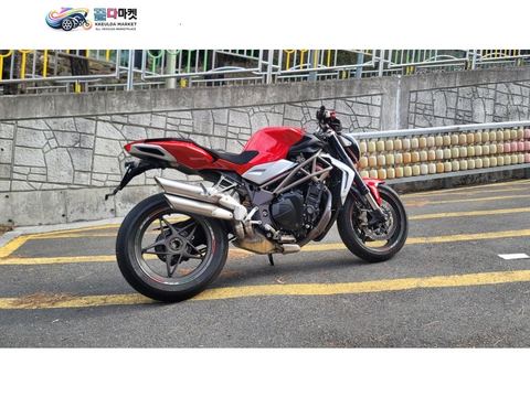 MV-아구스타 브루탈레 990 R 2010년식 아구스타 브루탈레990 분양합니다