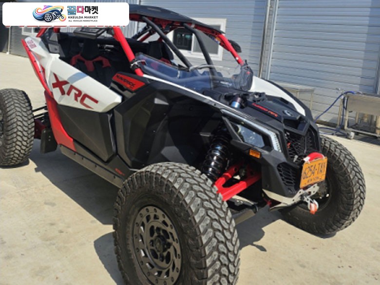 캔암 메버릭 X3 X RC 터보 R 2025년식 캔암 매버릭 X3xrc