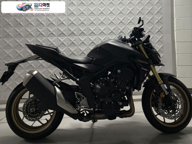 혼다 CB 1000 호넷 SP 2024년식 혼다 25년식 cb1000호넷 sp 1100km 신차급