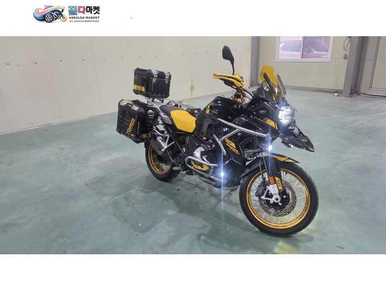 BMW R 1250 GS 2021년식 BMW1250GS 40주년 에디션(아크라포빅)기변외..