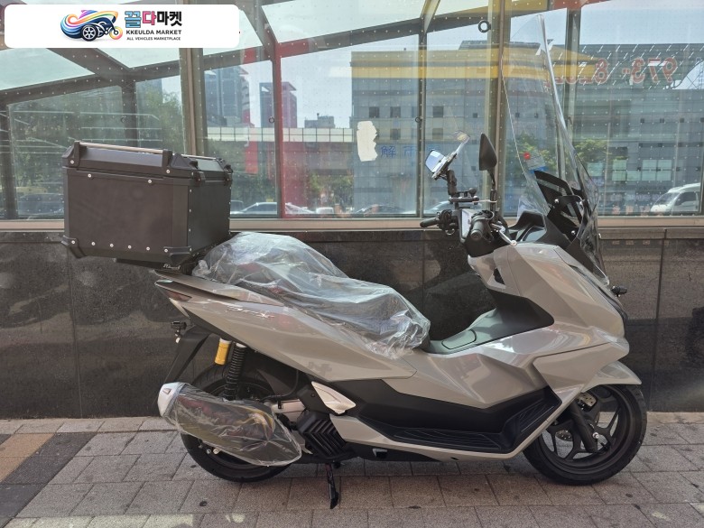 혼다 PCX 125 ABS 2026년식 2026년식 혼다 PCX125그레이 배달셋팅 즉시출고가능차량 판매합니다!