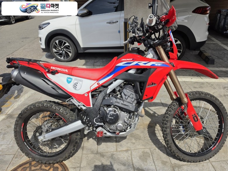 혼다 CRF 300 L 2024년식 킬로수 짧은 CRF 판매합니다. 절충가능