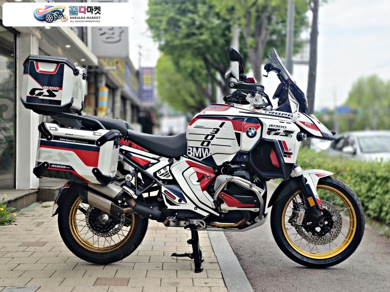 BMW R 1300 GS 어드벤쳐 2025년식 [수원동문모터스] 완전풀옵션 **수동차량** R1300GS 어드벤처 판매합니다.