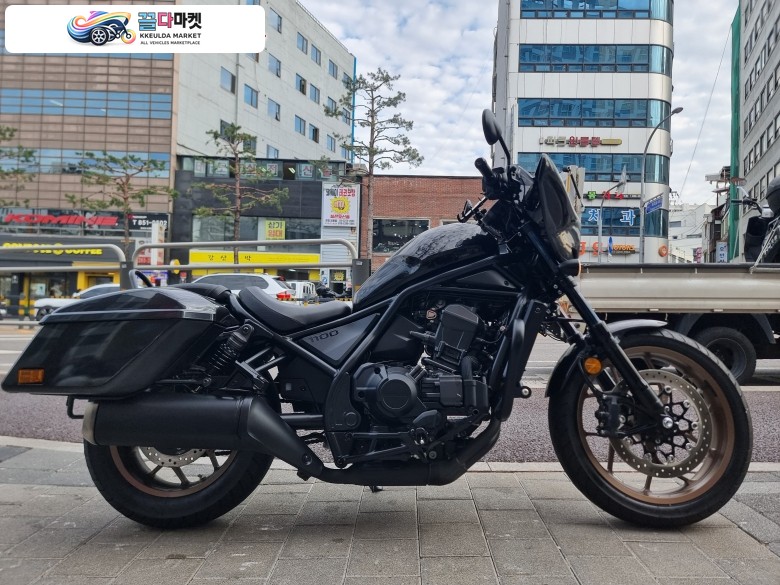 혼다 레블 1100 T DCT 2024년식 백마모터스 - 레블 1100 T DCT
