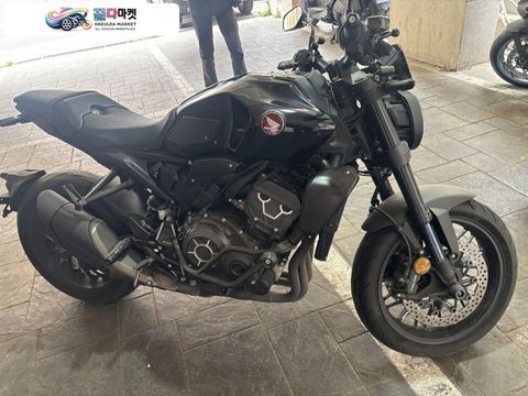 혼다 CB 1000 R 2021년식 cb1000r 블랙에디션 21년식 판매합니다
