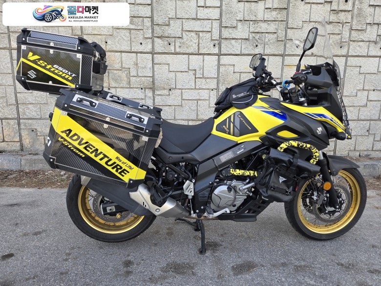 스즈끼 브이 스트롬 650 XT ABS 2023년식 브이스트롬650 23년식 19000km대