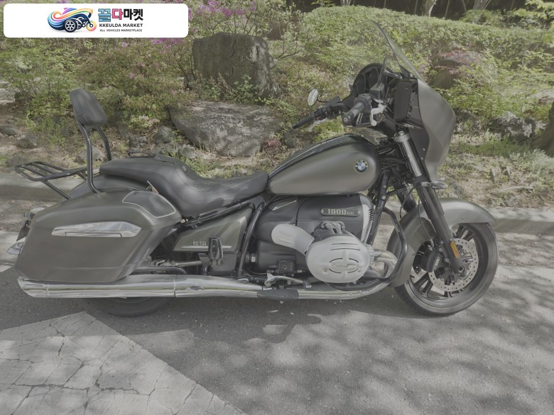 BMW R 18 B 2022년식 (개인매물) 22년식 5459키로 탄 BMW R18B 맨하탄 옵션 719 모델 입니다.