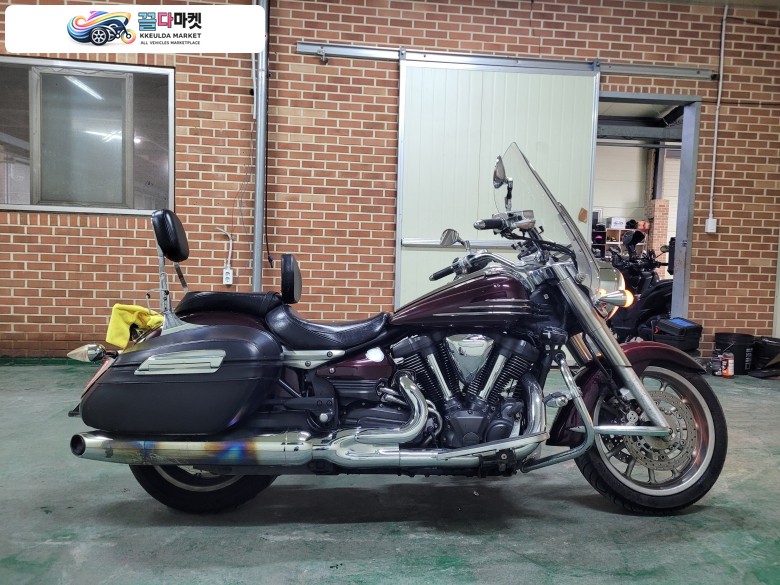 야마하 XV 1900A 로드라이너 2006년식 야마하 XV1900A 로드라이너 1900cc 06년 8.1만km 환검완,개인이전가능