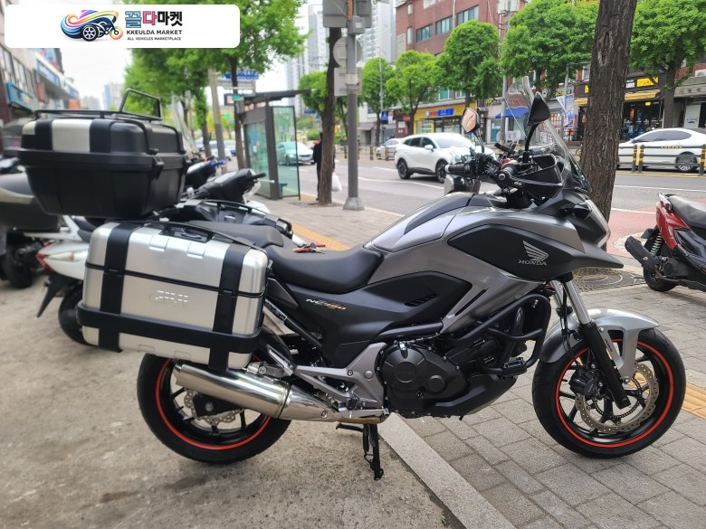 혼다 NC 750 X 2015년식 유성바이크 전차종 매입가능 대차 가능 깔끔 합니다 최상급 차량
