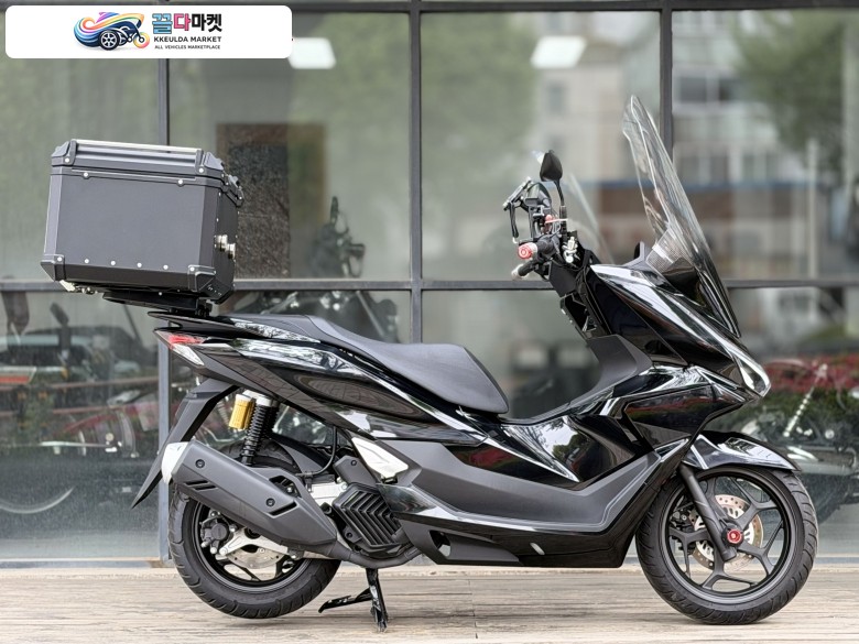 혼다 PCX 125 ABS 2025년식 혼다 PCX125 2025년식 1900km 배달 풀셋팅 신차급 판매
