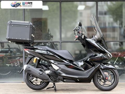 혼다 PCX 125 ABS 2025년식 혼다 PCX125 2025년식 1900km 배달 풀셋팅 신차급 판매