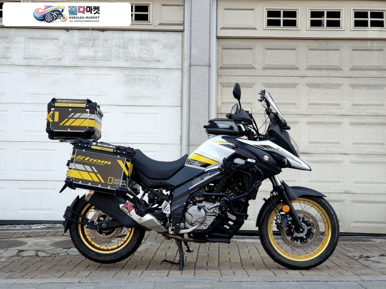 스즈끼 브이 스트롬 650 XT ABS 2023년식 몽키바이크 - 23년식 스즈키 브이스트롬650XT ABS (S+급!무사고!1만9천실키로수!옵션다수!점검완료!) 오토바이매입!대차가능!전국바이크매입!
