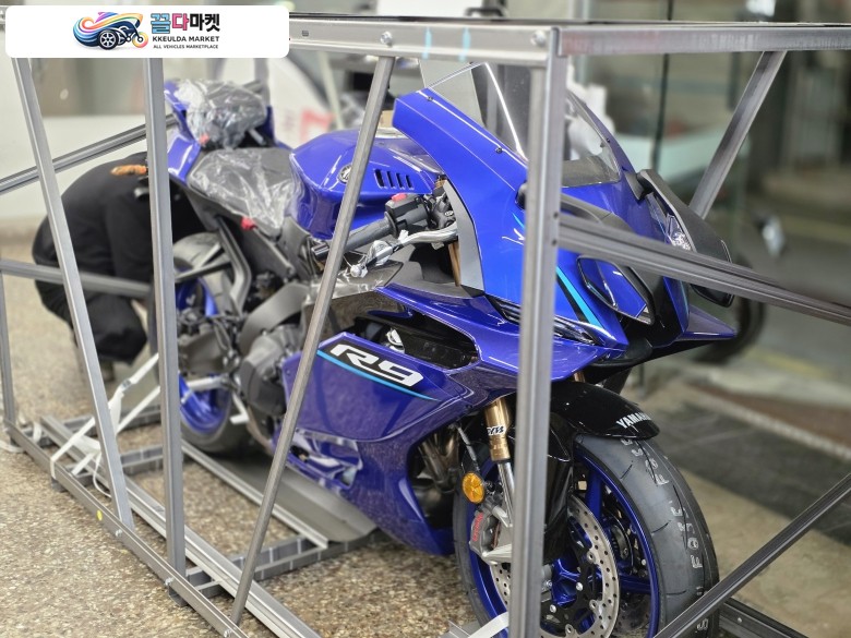 야마하 YZF R9 2026년식 [수원동문모터스] YZF-R9 박스채팝니다~~