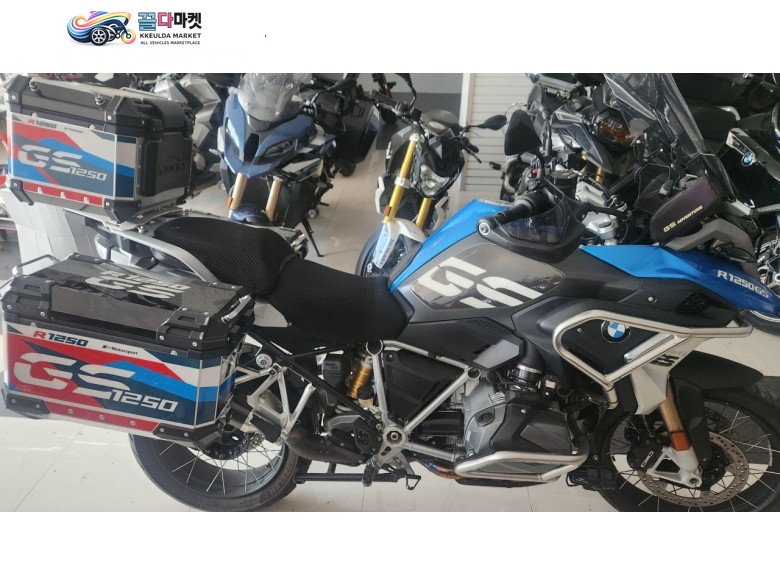 BMW R 1250 GS 2019년식 bmw r1250gs 2019년식 레무스 머플러 3박스~~짧은 주행거리
