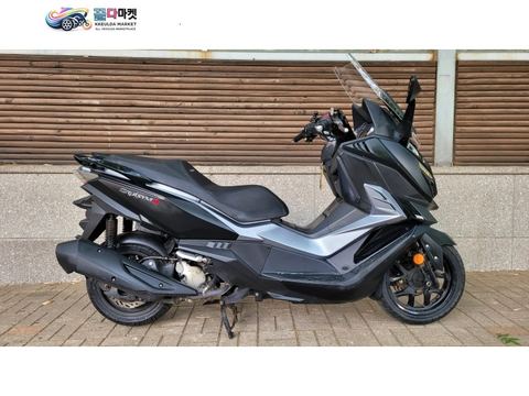SYM 크루심 300 ABS 2023년식 sym 크루심@300 판매합니다.