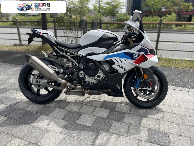 BMW S 1000 RR 2026년식 BMW S1000RR Mpkg 2026년식 판매합니다.