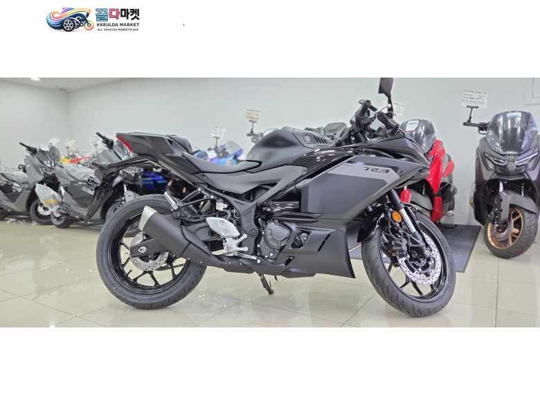 야마하 YZF R3 2026년식 2026년 YAMAHA YZF-R3 블랙컬러 판매 합니다.