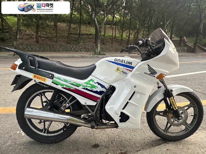 DNA모터스/대림 VF 125 2001년식 VF125 백마