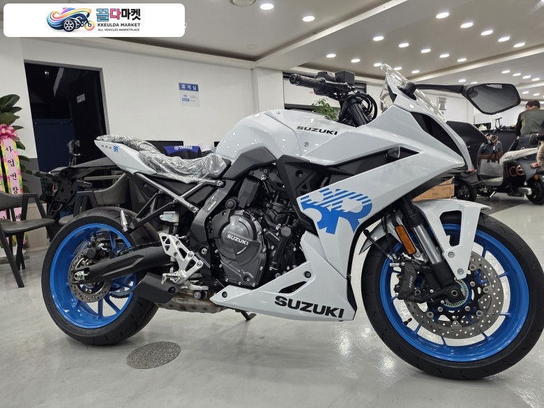 스즈끼 GSX 8 R 2026년식 스즈키 GSX 8R 26년식 신차 판매합니다