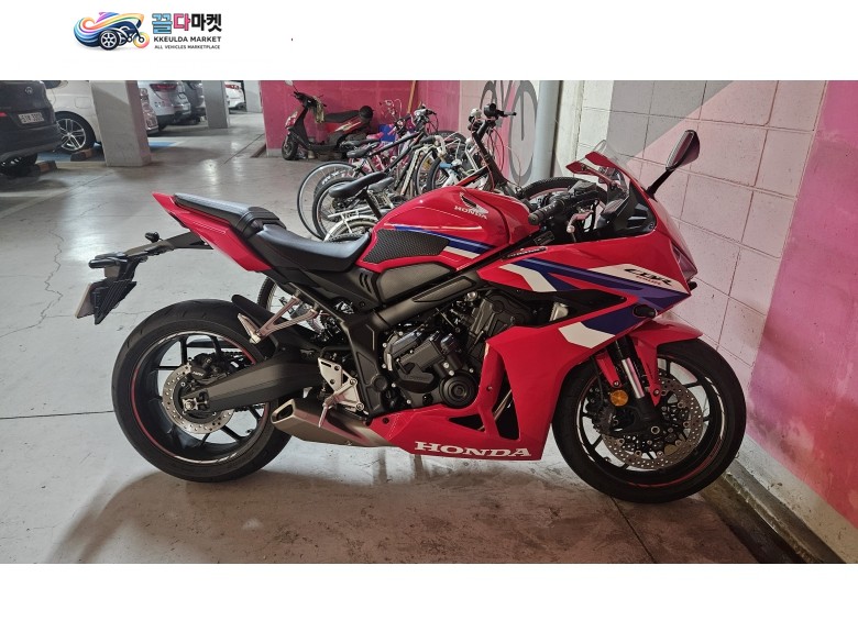 혼다 CBR 650 R E 클러치 2025년식 2025년식 레드 2035km