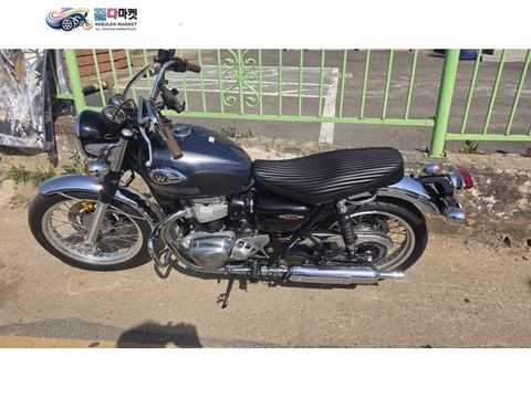 가와사키 W 800 2023년식 W800