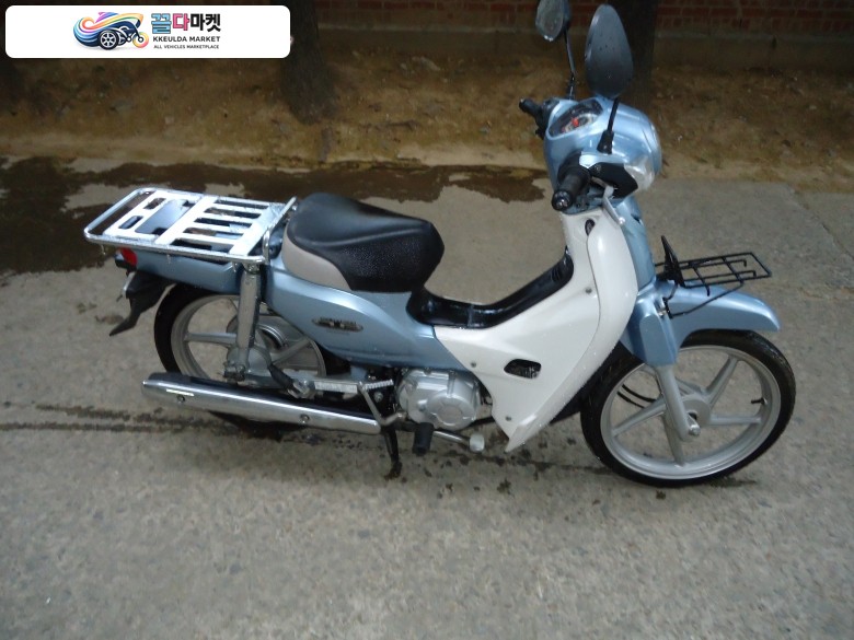 혼다 슈퍼 커브 110 2017년식 슈퍼 커브 110 판매합니다