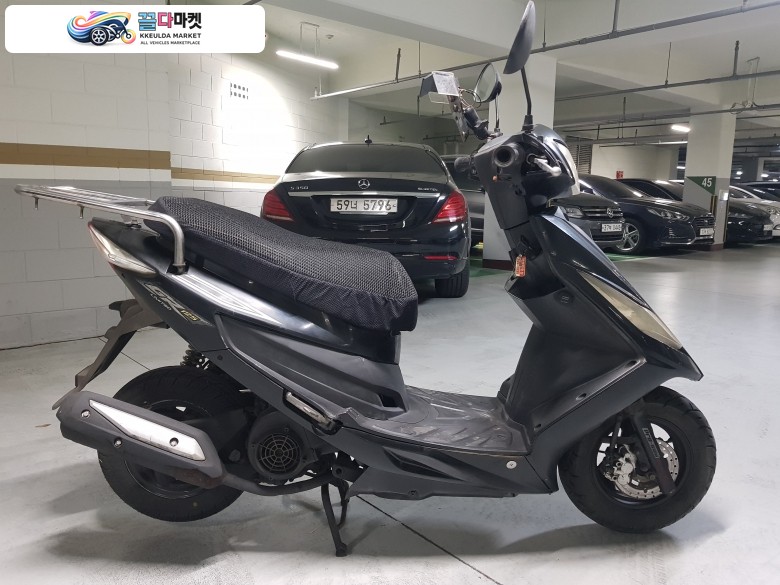 SYM GR 125 2013년식 서울 동대문구에서 13년식 SYM GR125 카브버전 판매합니다.