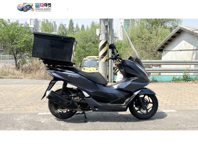 혼다 PCX 125 FI 2022년식 상태굿 배달세팅완료 모델입니다. 전국배송,카드할부,전기종대차가능