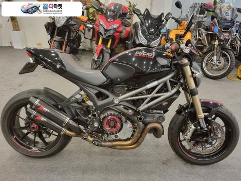 두카티 몬스터 1100 EVO 2012년식 몬스터 최고의 예술품 1100evo