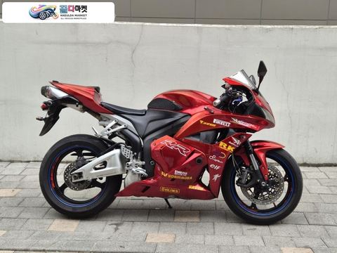 혼다 CBR 600 RR 2011년식 2011 CBR600RR 와인컬러 판매합니다.